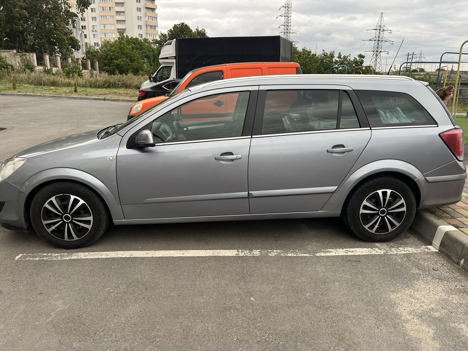 Opel astra H універсал, бензин/газ 1.6