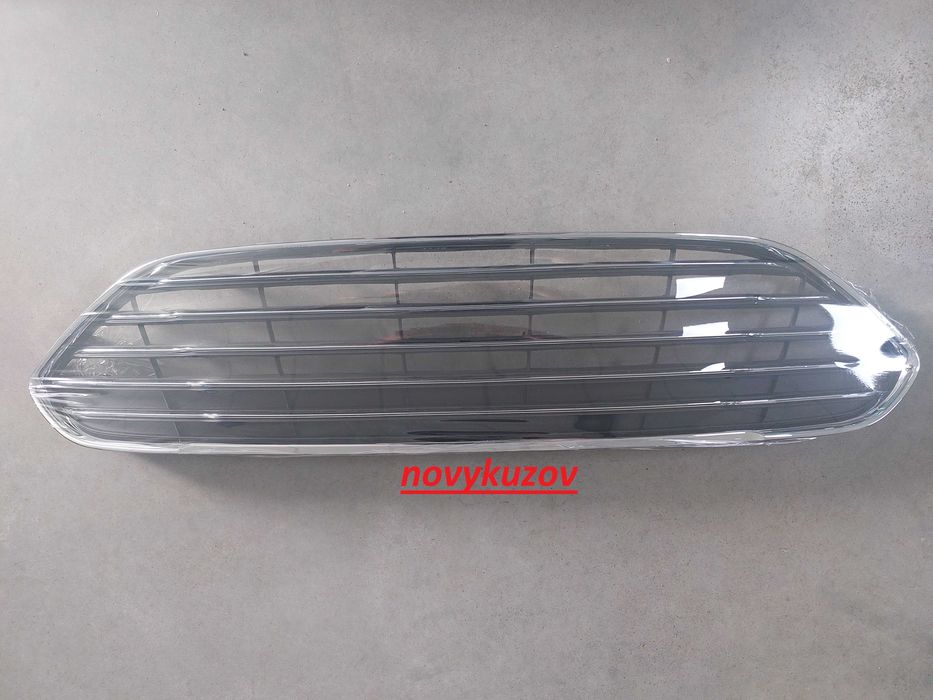 Решетка радиатора Ford Fiesta форд фиеста с 13г