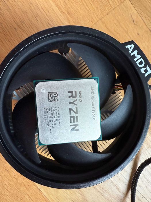 AMD Ryzen 5 5600X (AM4) /  AMD Ryzen 5 5600 (AM4)