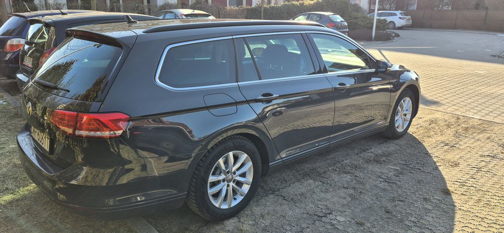 Sprzedam.  Zamienię.  Passat B8 2.0TDI 150KM.  Hak.