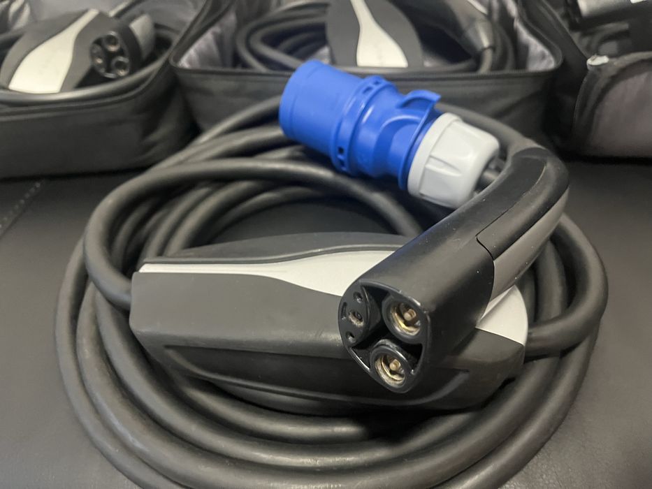 Неробочі зарядки TESLA Mobile Connector gen 2 32A т ( на 7 кВт) та gen 1 40А (на 9 кВт) | ОРИГІНАЛ