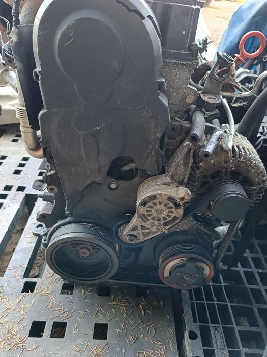 Silnik 1.9 bls 105km