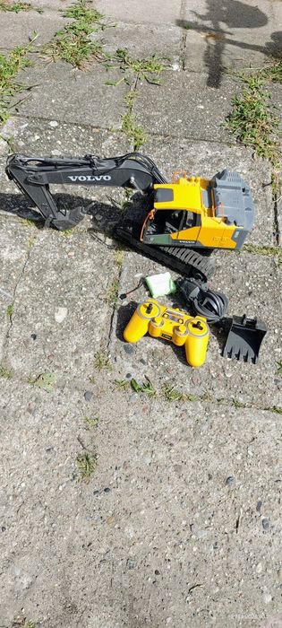 AMEWI -VOLVO koparka RC zdalnie sterowana Germany Nowa skala 1/14