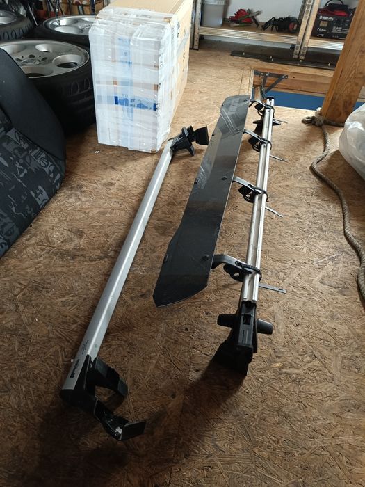 Bagażnik dachowy oryginalny Mercedes w202 sedan kluczyk