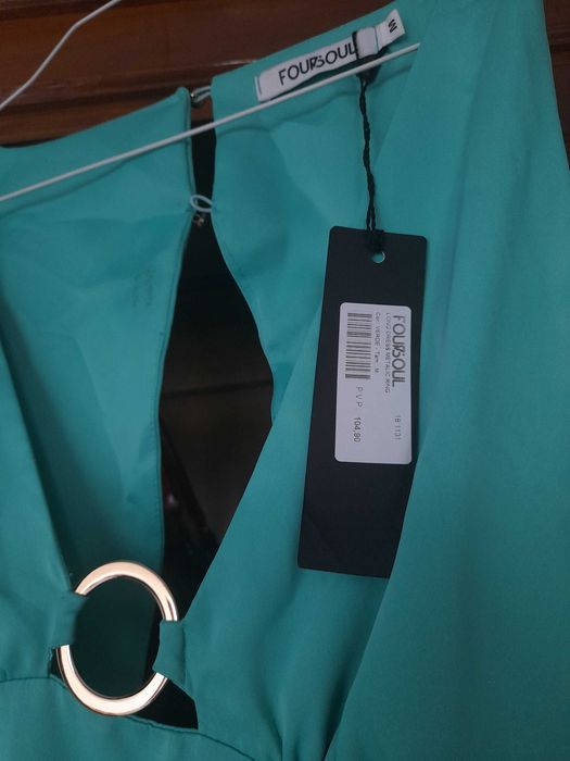Vestido verde novo