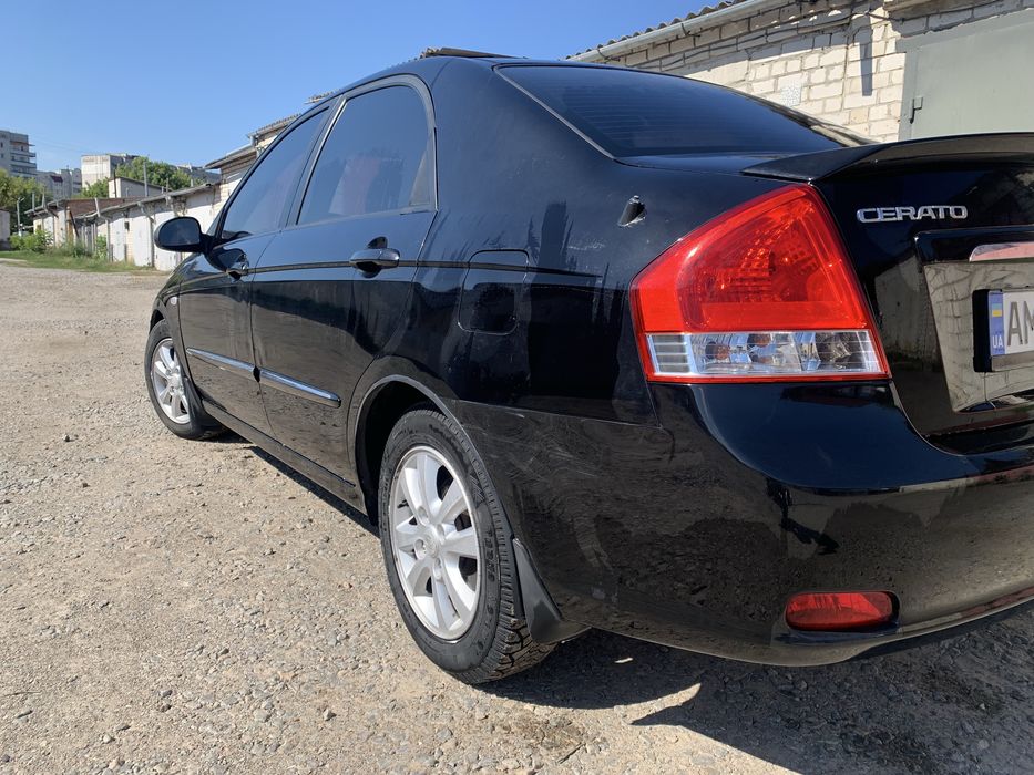 Kia cerato 2008 1,6d