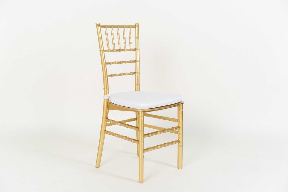 Wynajem krzeseł Chiavari białych i złotych z poduszką