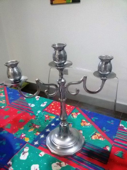 Castiçais em Estanho