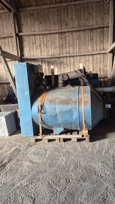 Suszarnia daszkowa 12 ton z piecem
