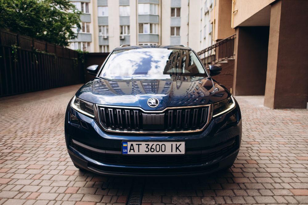 Продаю власний автомобіль