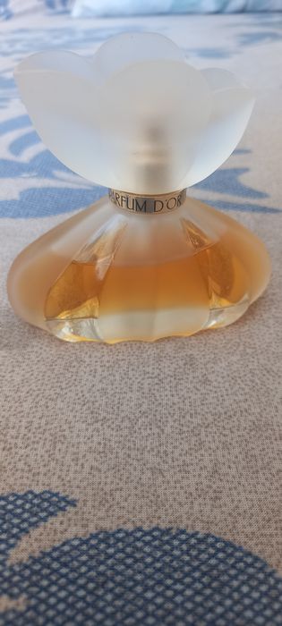Vendo perfume novo em folha