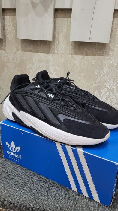 Кроссовки Adidas  Originals Ozelia