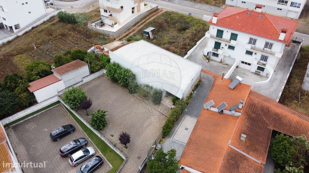 Edifício Destinado A Comércio Serviços E/Ou Armazém