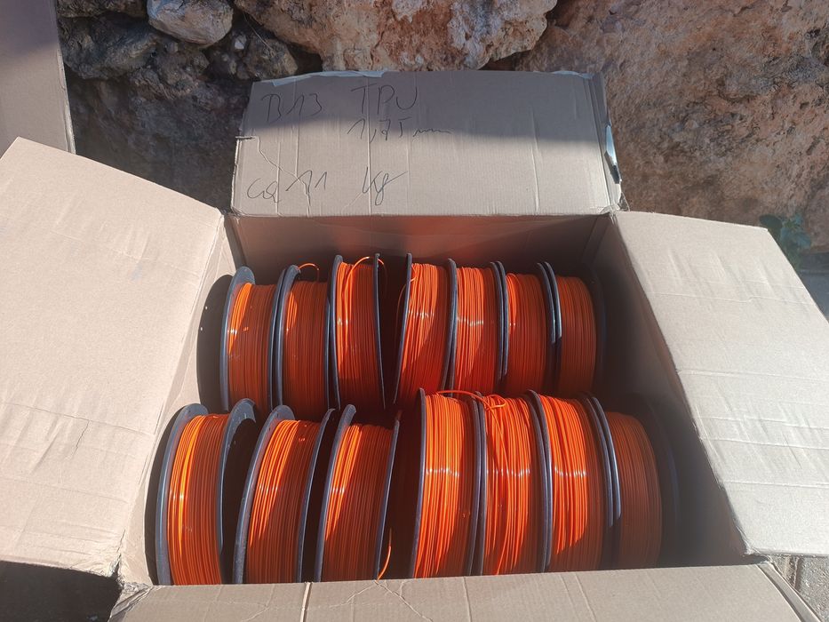 Filamentos TPU / kg - usados