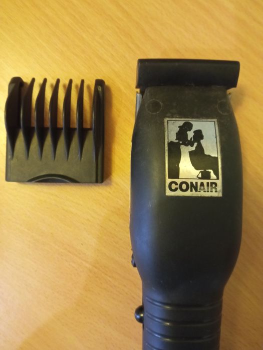 Машинка для стрижки или триммер Conair