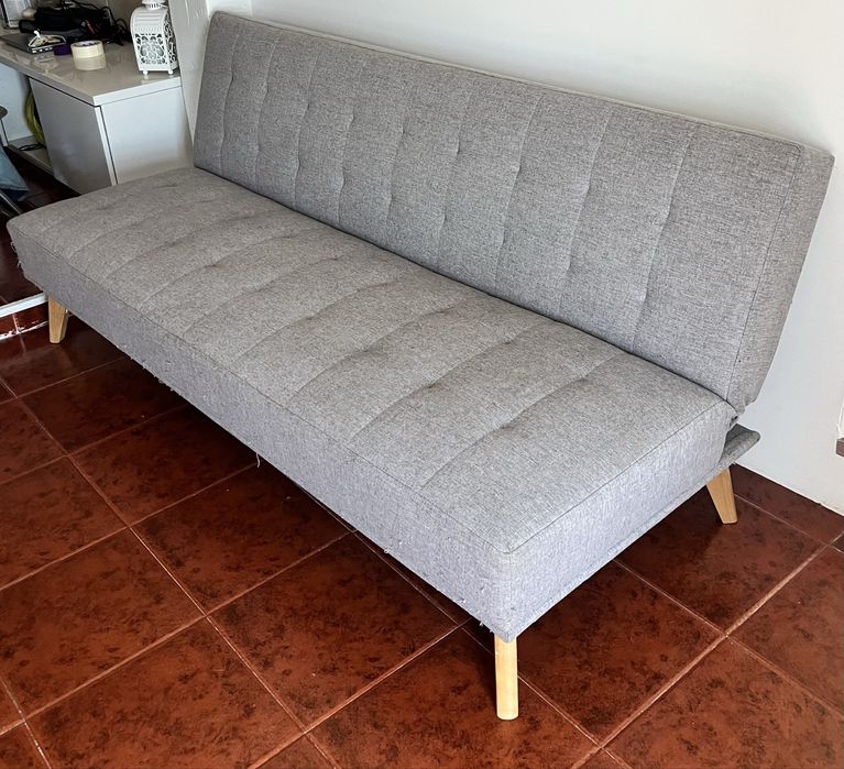Sofa cama cinzento
