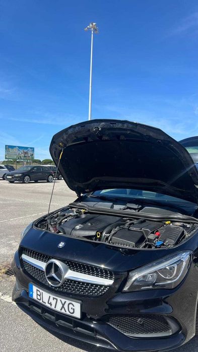 Mercedes-Benz CLA 220 d Shooting Brake AMG Line Aut.