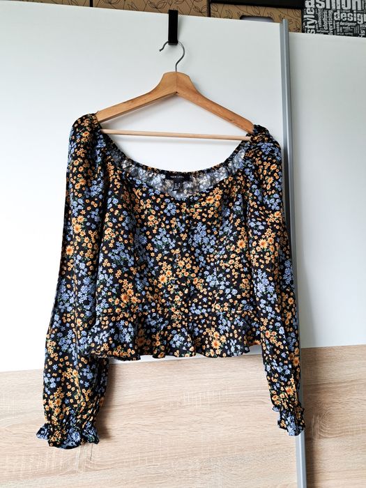 New Look wiskozowa bluzka czarna niebieskie pomarańczowe kwiaty wiskozowa wiskoza 42 XL też L wiosna lato wiosenna letnia kwiatki romantyczna boho