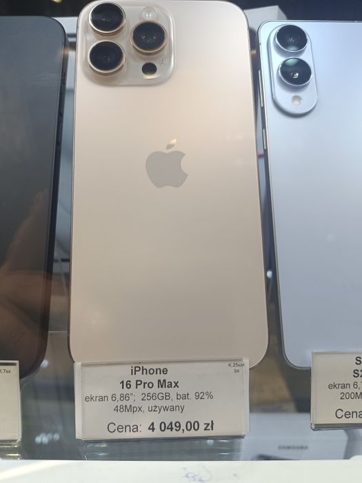 iPhone 16 pro max 256gb uzywany
