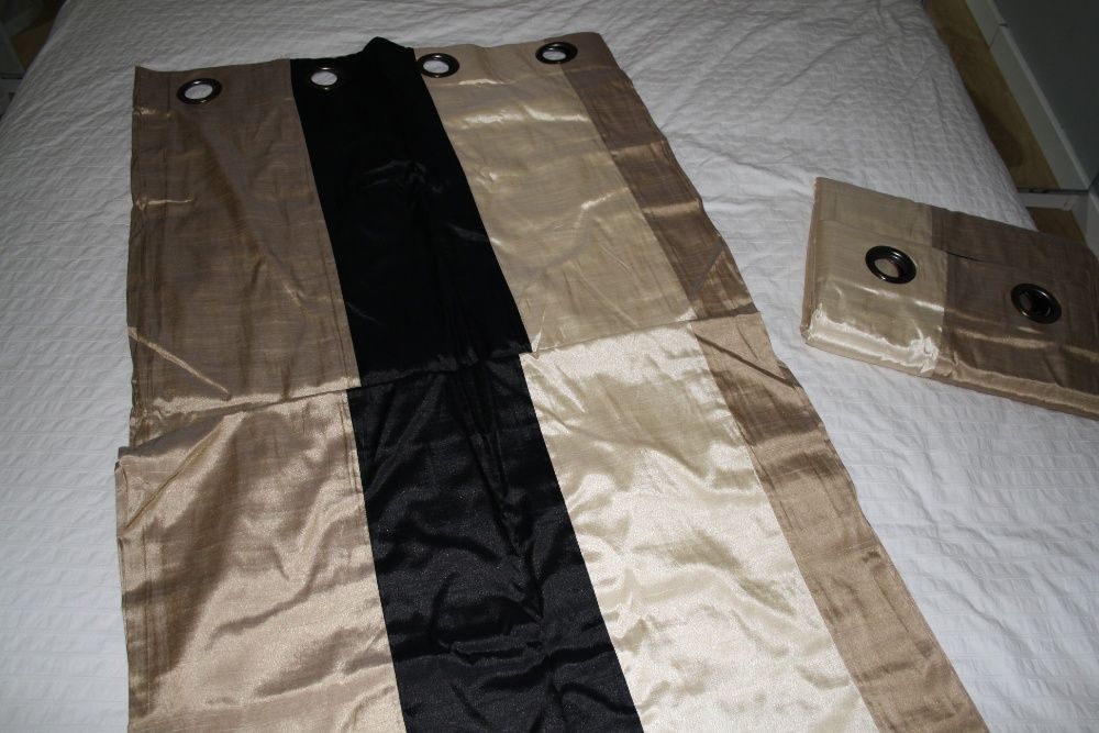 Conjunto de dois cortinados forrados Rio Sul Preto creme e dourado