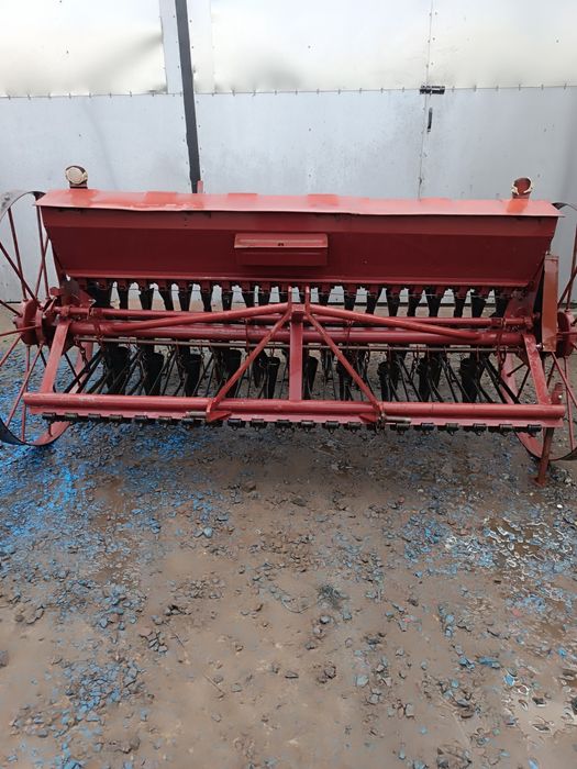 Продаю сівалку в гарному і технічному стані на 21 анкер