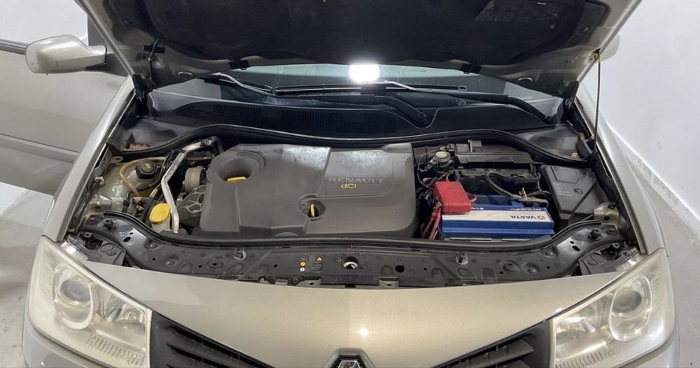 Renault Megane 1.5 dci 105cv - Sedan - Nacional