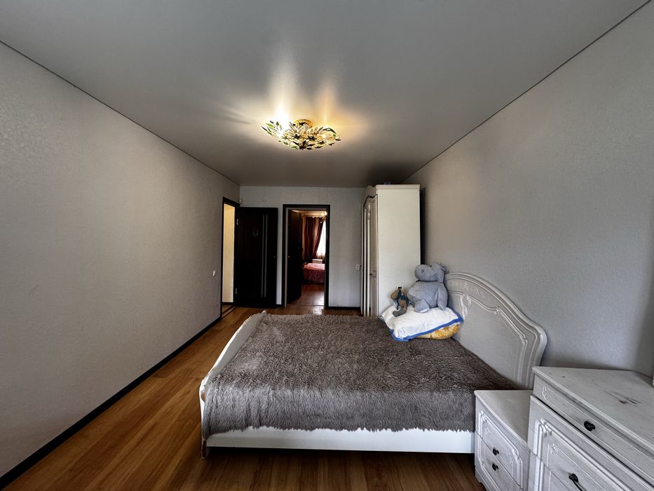 Продаж 3к .квартири з ремонтом ,в мрн .Артема !