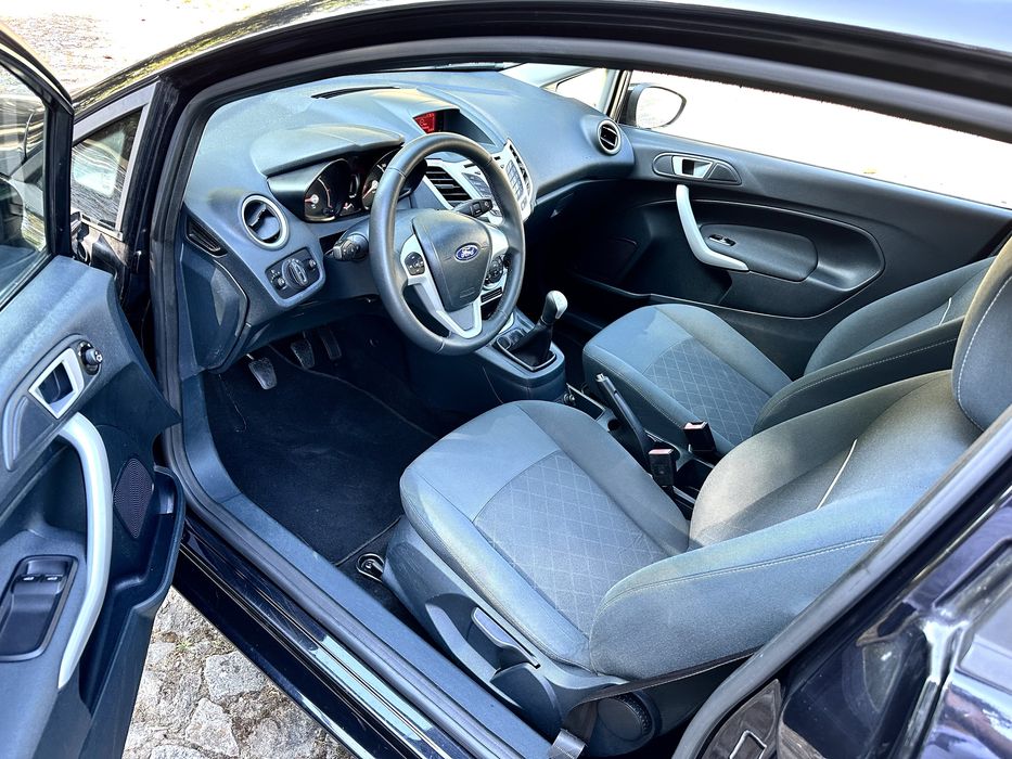 Ford Fiesta — fotografia 6