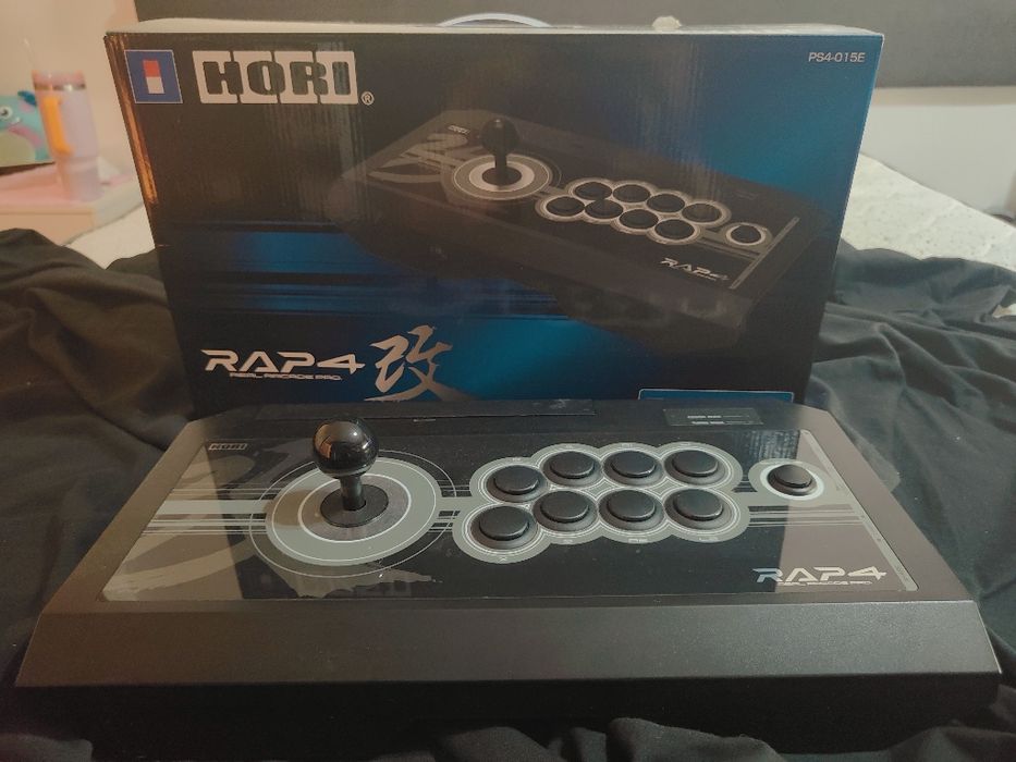 Hori real arcade pro 4
