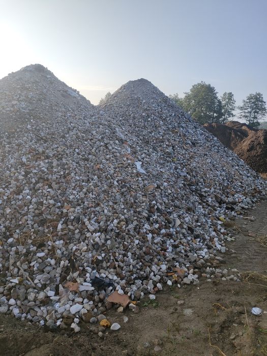 Gruz tłuczeń kruszywo drogowe piasek  otoczaki grysy