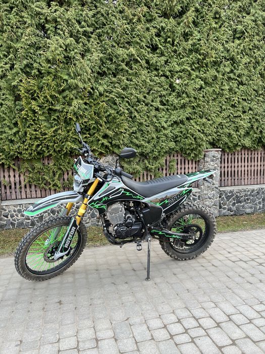 Продам.Мотоцикл Rottor Titan 250 Pro