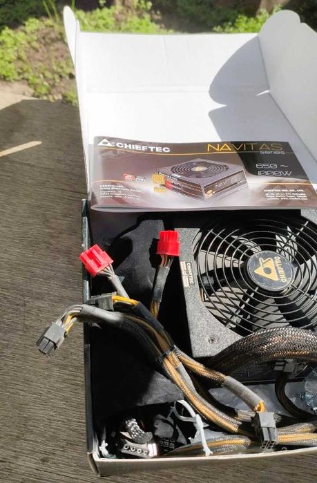 блок живлення 1000Вт Chieftec 80 Plus Gold блок 1Квт ігровий