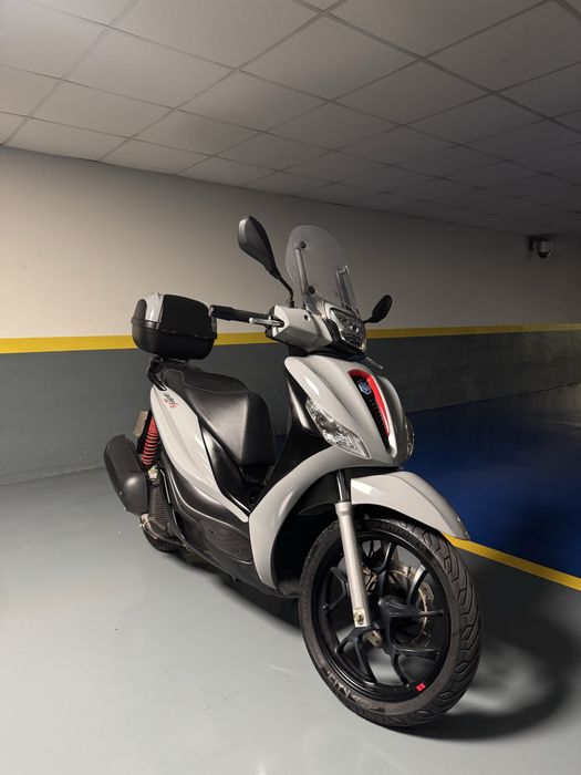 Piaggio Medley 125s