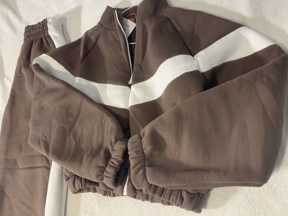 Теплючий зимовий  спортивний костюм з лампасами  на флісі xs/s 1600