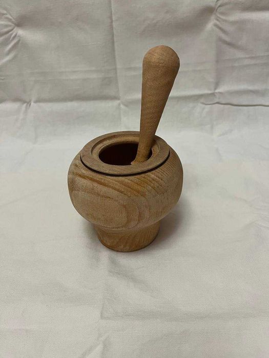 Продам ступку з товкачиком (дерево)