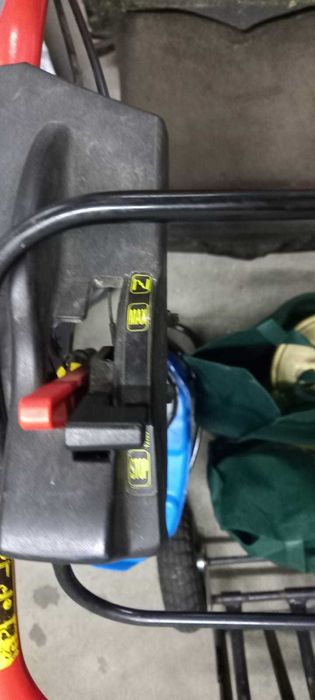 Máquina corta relva wolf