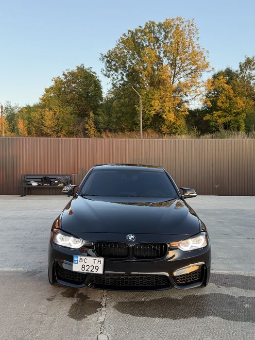 BMW f30 2012 328i задній привід