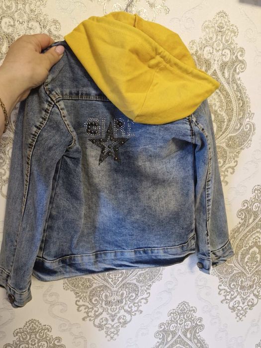 Джинсова куртка
