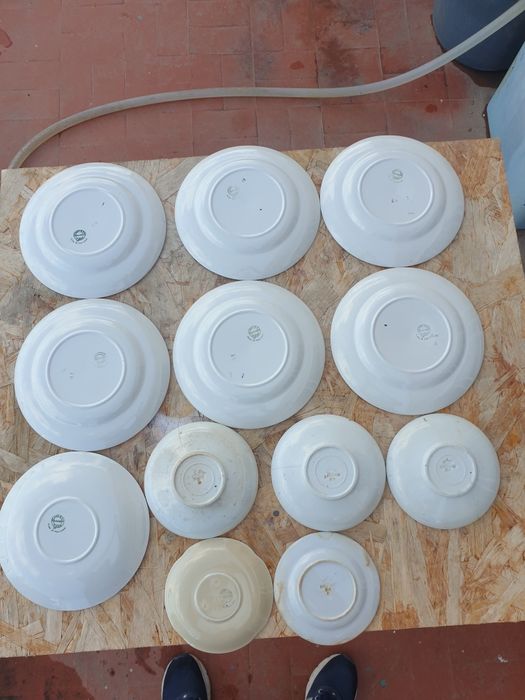 Loicas antigas Vista Alegre e Sacavem