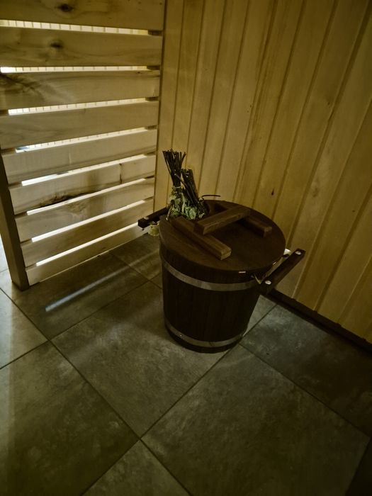 Відпочинок на природі,  подобово