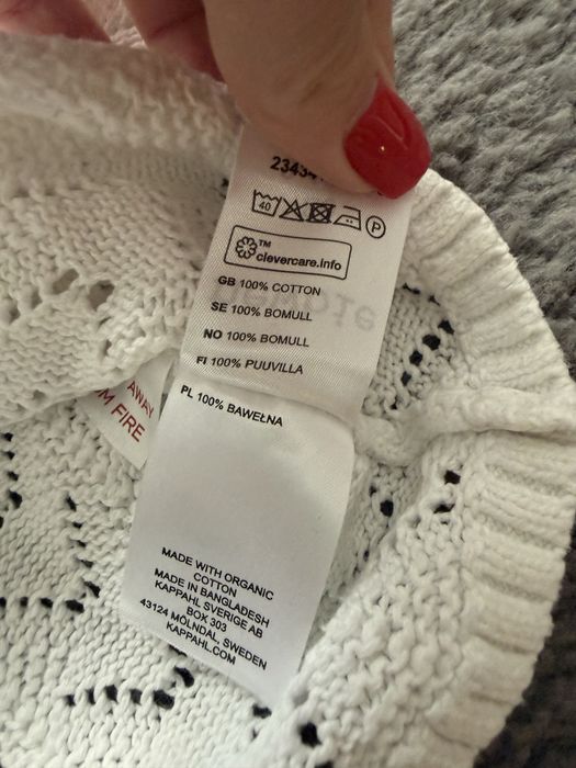 Elegancki  biały sweterek Newbie ażurowy