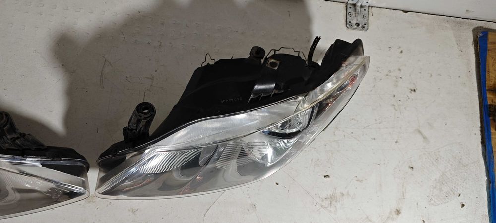Seat Ibiza IV 2008-2012r. Lampy przód Halogen komplet cena za 1 sztukę 6J1941005D