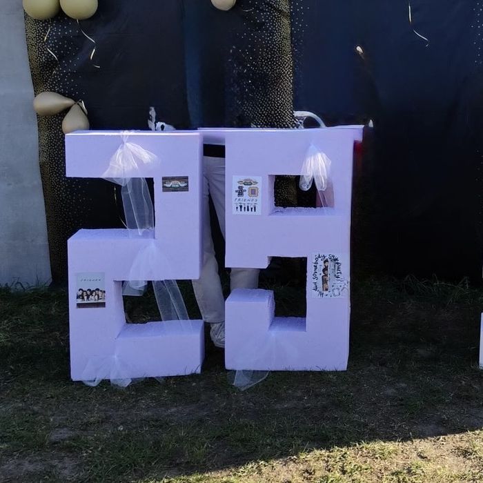Cyfry ze styropianu dekoracja 30 25