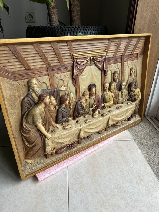 Última Ceia em Marfinite- Alto Relevo