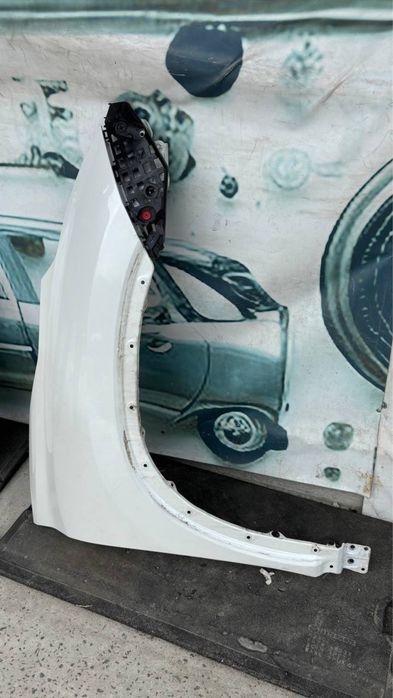 Крило праве ліве Toyota Highlander 2020-2025