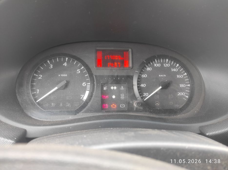 Reno Lada Largus Лада Ларгус