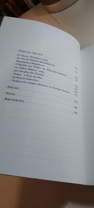 Portugal, Terra de Mistérios - Paulo Alexandre Loução (2001)