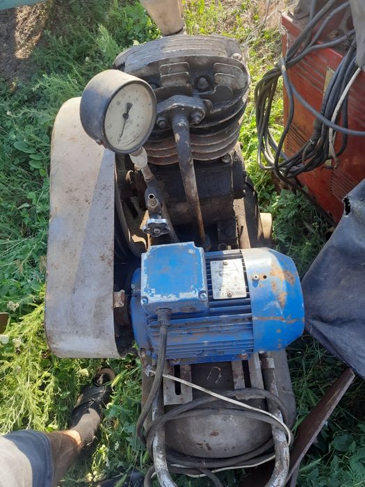 Продам компресор 380v