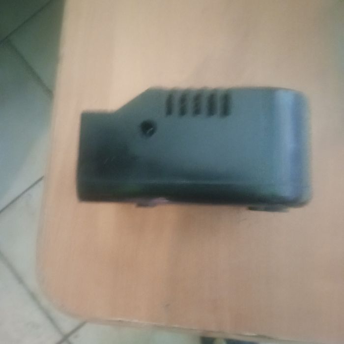 Ładowarka do wkrętarek 12v 1A