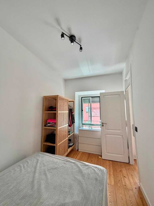 Arrenda-se Apartamento T1 em Alcântara